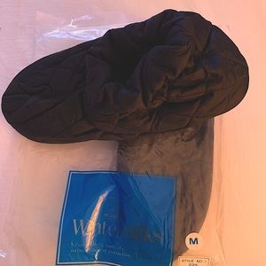 Black quilted Wintersilks slippers